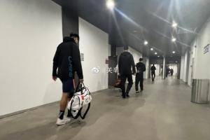 复出？广东记者晒赵睿现身球员通道 后者已缺席17场比赛