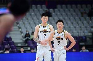赵继伟和张镇麟同场时辽宁共净胜222分 对手失误率达19.6%